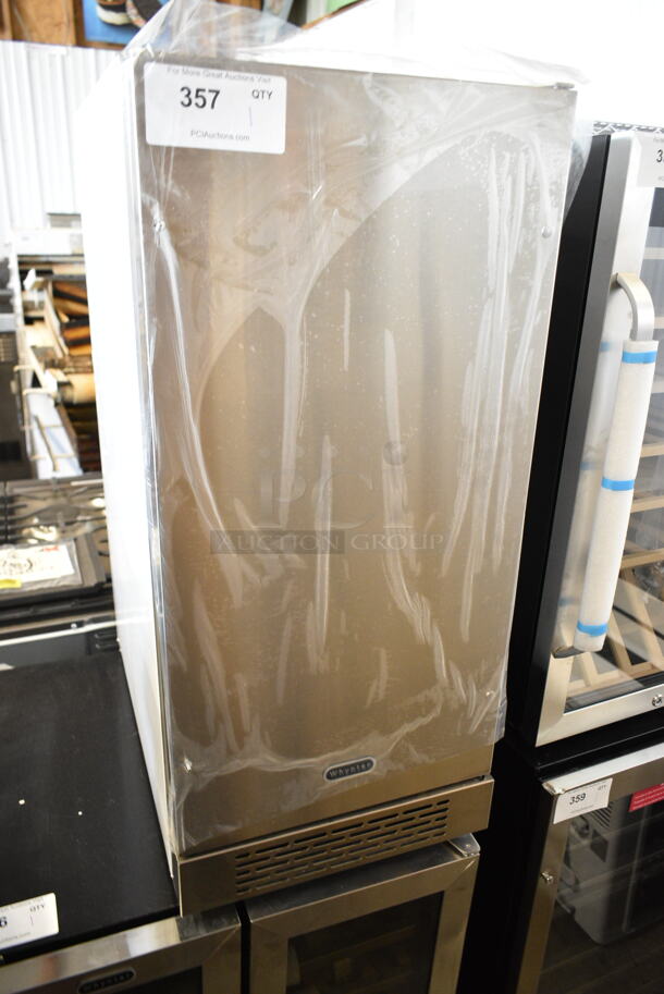 BRAND NEW SCRATCH AND DENT! Whynter BOR-326FS Stainless Steel Mini Single Door Outdoor Cooler. 3.2 cu. ft. 115 Volts, 1 Phase. Tested and Working! - Image 3 of 6