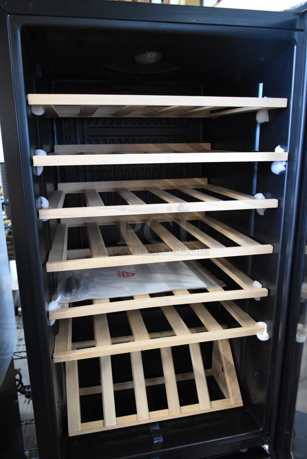 BRAND NEW SCRATCH AND DENT! Whynter FWC-341TS Metal 34 Bottle Freestanding Wine Cooler Merchandiser w/ Display Shelf and Digital Control. Back Leg Missing. 115 Volts, 1 Phase. Tested and Working! - Image 4 of 5