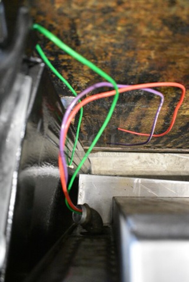 Stainless Steel Commercial Electric Powered Cheese Melter. 208-250 Volts, 1 Phase.  - Image 5 of 6