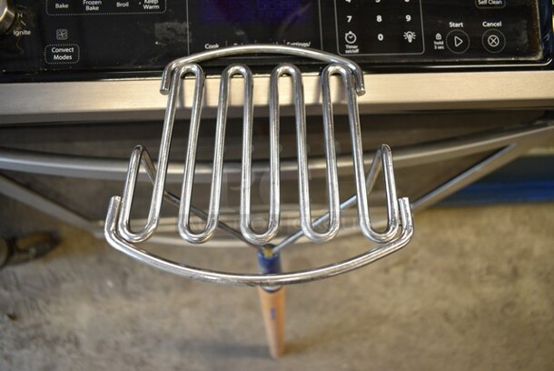 5 BRAND NEW! Metal Masher. 5 Times Your Bid! - Image 3 of 6