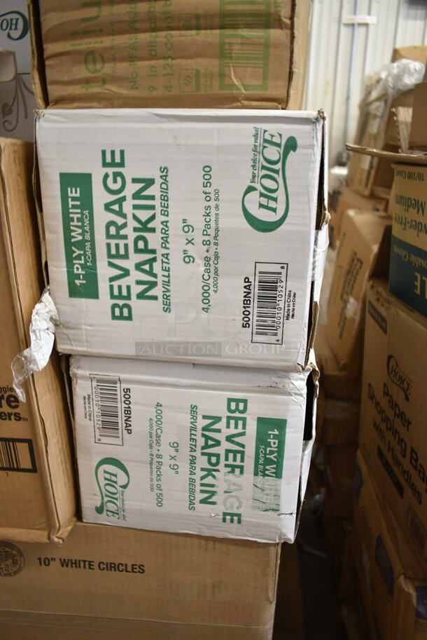 PALLET LOT of 25 BRAND NEW Boxes Including 500CC20 Choice Clear PET Customizable Plastic Cold Cup - 20 oz. - 600/Case, 500CC9 Choice 9 oz. Clear PET Customizable Plastic Squat Cold Cup - 1000/Case, Dart 8J8 8 oz. White Customizable Foam Cup - 1000/Case, Choice 16 ox Clear PET Plastic Cups, 5005DNAPFLTE Choice Touchstone 14" x 14" White Linen-Feel Flat-Packed Dinner Napkin - 1000/Case, 433472 Tellus Products 9" No PFAS Added Natural Bagasse Plate - 125/Pack, 2 Box 5001BNAP Choice Cocktail Napkin, Corrugated White 10" Circles, 43312CUPC Choice 12-Cup Hinged PET Plastic Cupcake / Muffin Container, 2 Box Carnival King 32 oz Popcorn Cups, Corrugated 18" White Circles, 50010WRAPRIP Lavex 10 oz Kraft Wrapped Paper Hot Cup. 25 Times Your Bid! - Image 7 of 12