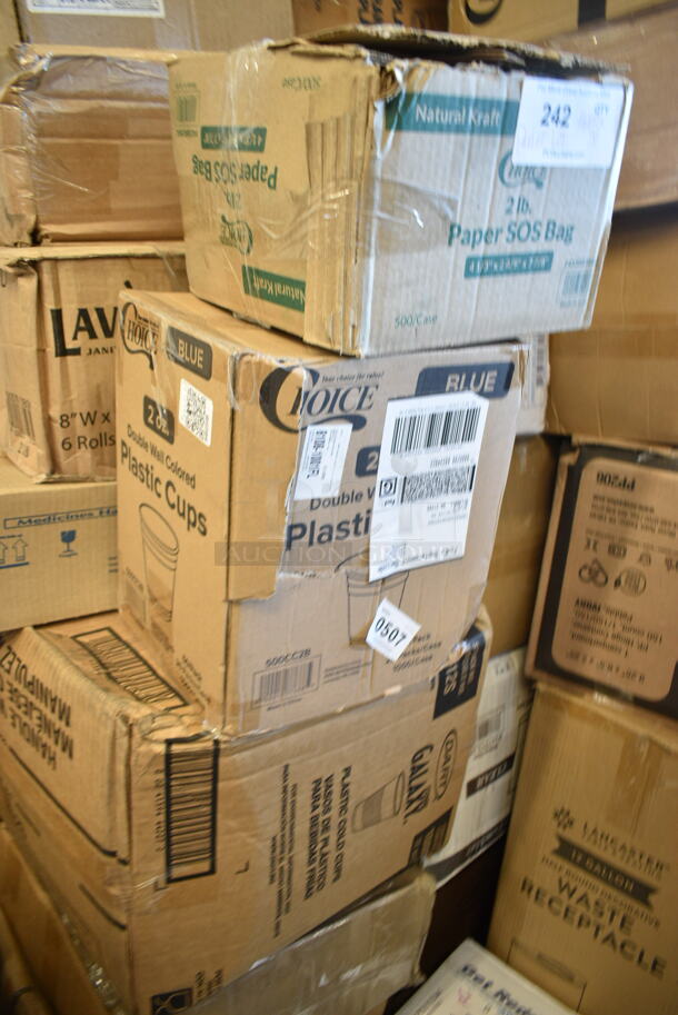 PALLET LOT of 31 BRAND NEW Boxes Including Choice 4 oz Portion Cups, 5001RT800B Lavex 8" White Hardwound Paper Towel, 800 Feet / Roll - 6/Case, 394365L Noble Products Powder-Free Disposable Clear Vinyl Gloves for Foodservice - Large - 1000/Case, 501385HVY Hercules Trash Bags, Choice Paper SOS Bag, 500CC2B Choice 2 oz. Blue Plastic Shot Cup - 1000/Case, 2 Box 1305547515 Inteplast Group PB0547515 5 1/2" x 4 3/4" x 15" Plastic Bread Bag - 1000/Case, Dart 60HT1 White Foam Hinged Lid Container 6" x 6" x 3" - 500/Case, 347TCL16 Choice 16 oz. Clear Disposable Plastic Tumbler - 500/Case, 129MCR24B Choice 24 oz. Black Round Microwavable Heavy Weight Container with Lid 7 1/4" - 150/Case, Lancaster Table &amp; Seating 12 Gallon Black Powder-Coated Metal Half Round Decorative Waste Receptacle, 4 Box 500LSTRWL Choice 9, 12, 16, 20, and 24 oz. Clear Strawless / Sip Lid - 1000/Case, 374W42FB Genpak Harvest 4.5 oz. White Rolled Rim Paper Cone Cup - 5000/Case, 760TP20 Solo Ultra Clear™ TP20 20 oz. Customizable Clear PET Plastic Cold Cup - 600/Case, 5002CPTE Lavex 2-Ply Natural Kraft Center Pull Paper Towel 510' Roll - 6/Case. 31 Times Your Bid! - Image 5 of 12