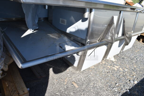 BRAND NEW SCRATCH AND DENT! Regency 600S32028244 115" 16-Gauge Stainless Steel Three Compartment Commercial Sink with 2 Drainboards - 20" x 28" x 14" Bowls. No Legs.  - Image 2 of 7