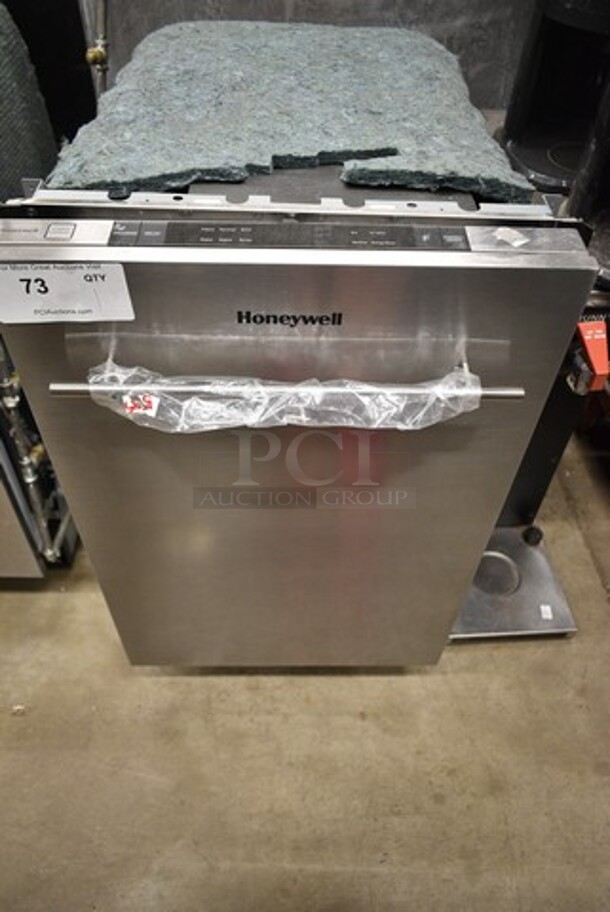 BRAND NEW SCRATCH AND DENT! Honeywell HDS18SS Stainless Steel Undercounter Dishwasher. 120 Volts, 1 Phase.  - Image 2 of 8