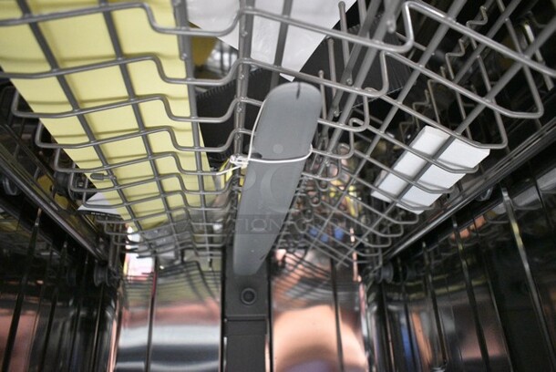 BRAND NEW SCRATCH AND DENT! Honeywell HDS18SS Stainless Steel Undercounter Dishwasher. 120 Volts, 1 Phase.  - Image 6 of 8