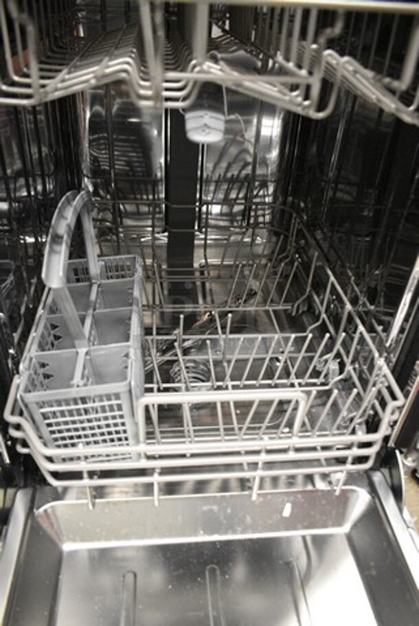 BRAND NEW SCRATCH AND DENT! Honeywell HDS18SS Stainless Steel Undercounter Dishwasher. 120 Volts, 1 Phase.  - Image 6 of 9