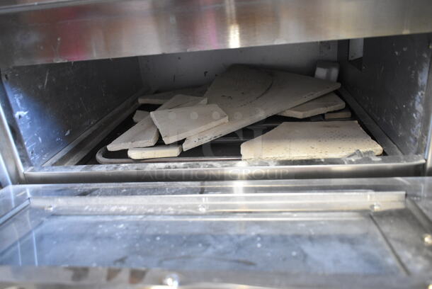 BRAND NEW SCRATCH AND DENT! 2023 Hoocoo CMO-1 Stainless Steel Commercial Countertop Electric Powered Pizza Oven w/ Broken Cooking Stone. 120 Volts, 1 Phase. Tested and Working! - Image 3 of 5