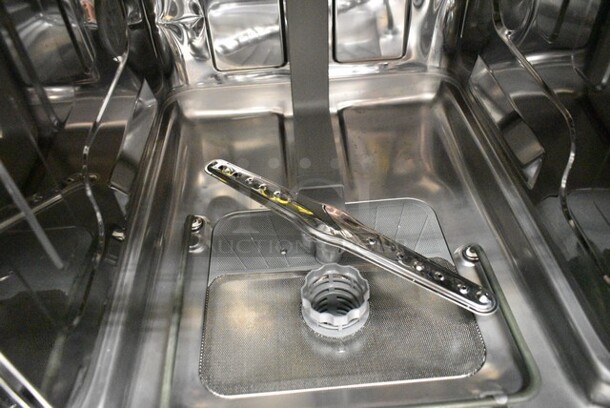 BRAND NEW SCRATCH AND DENT! Honeywell HDS18SS Stainless Steel Undercounter Dishwasher. 120 Volts, 1 Phase.  - Image 4 of 7