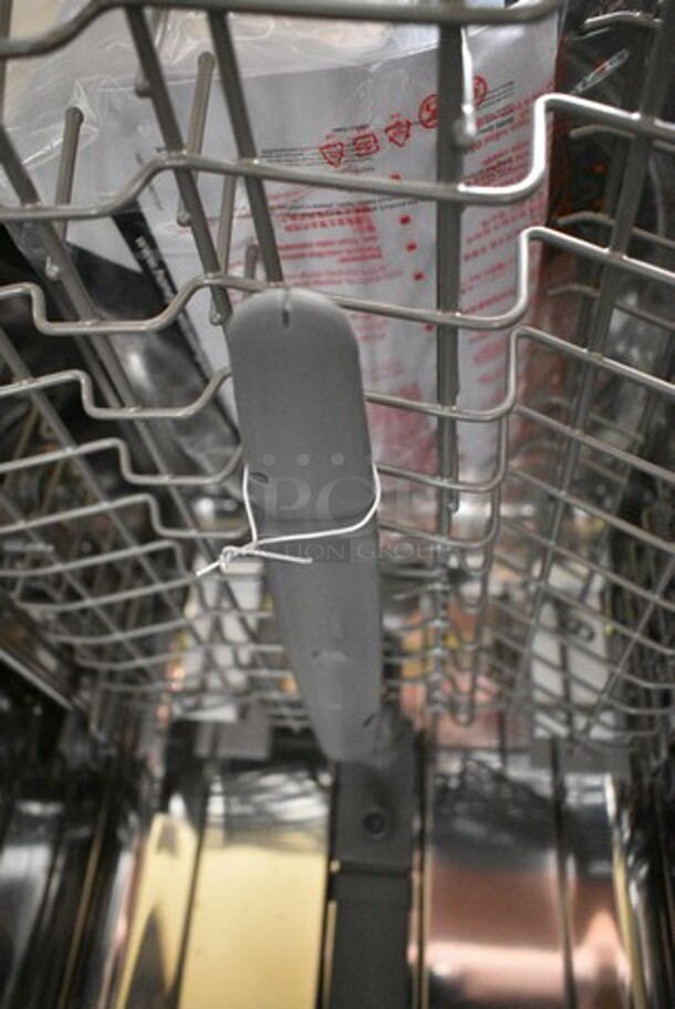 BRAND NEW SCRATCH AND DENT! Honeywell HDS18SS Stainless Steel Undercounter Dishwasher. 120 Volts, 1 Phase.  - Image 5 of 7