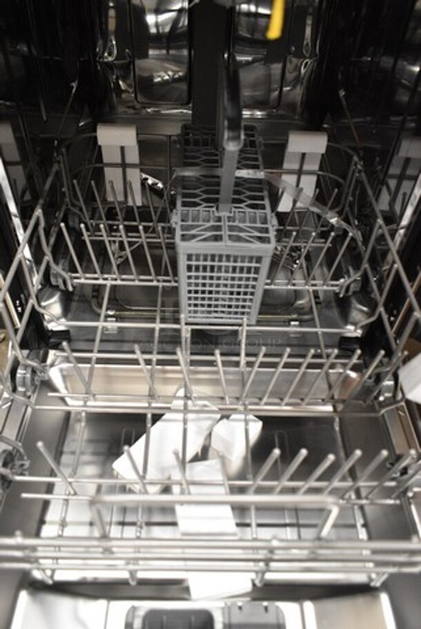 BRAND NEW SCRATCH AND DENT! Honeywell HDS18SS Stainless Steel Undercounter Dishwasher. 120 Volts, 1 Phase.  - Image 6 of 7