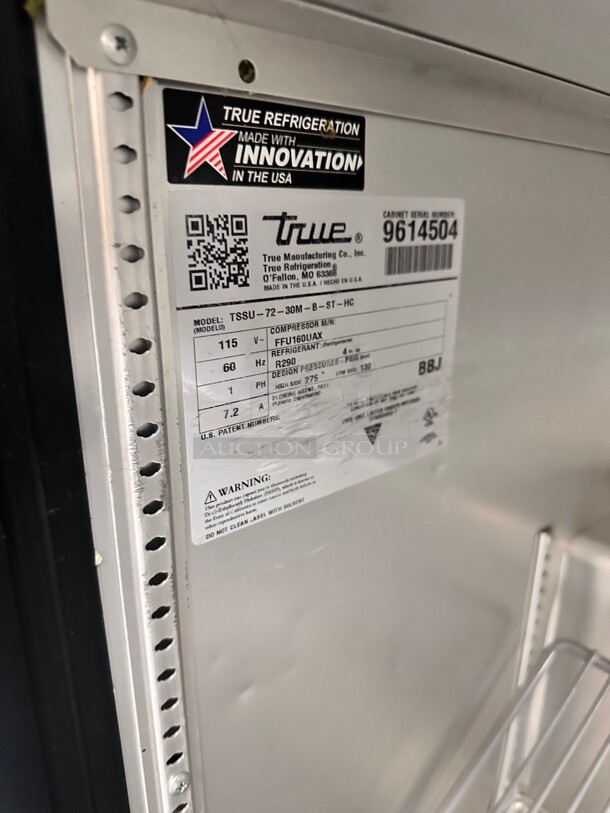 Late Model True TSSU-72-30M-B-ST-HC 72 inch 3 Door Mega Top Refrigerated Sandwich Prep Table 115 Volt Working - Image 4 of 6