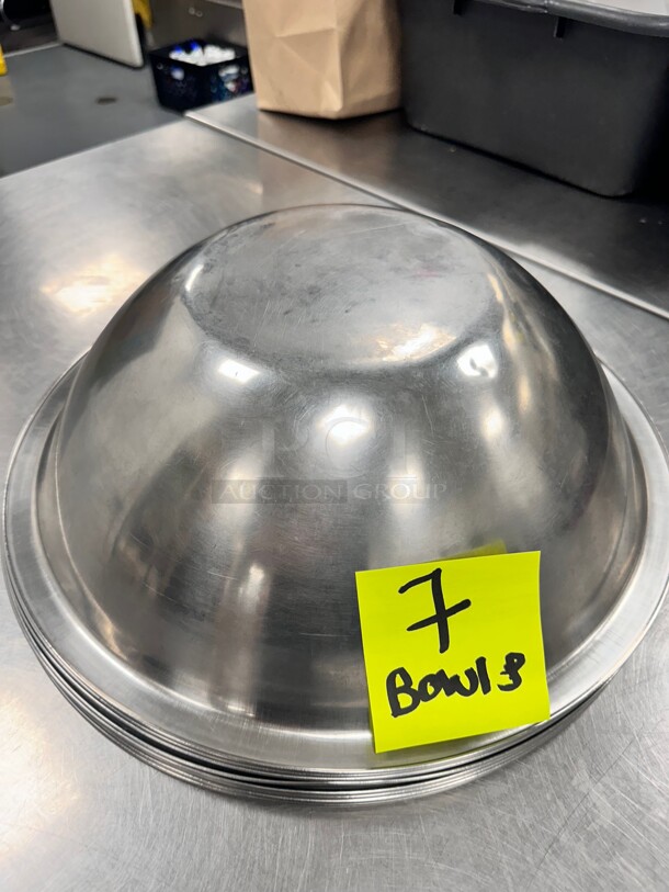 Stainless Steel 15 inch Salad Bowl - Image 1 of 2