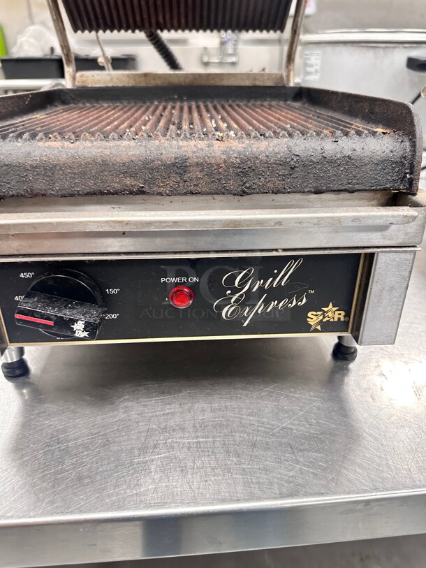Star GX10IG Single Commercial Panini Press w/ Cast Iron Grooved Plates, 120v Working - Image 4 of 5