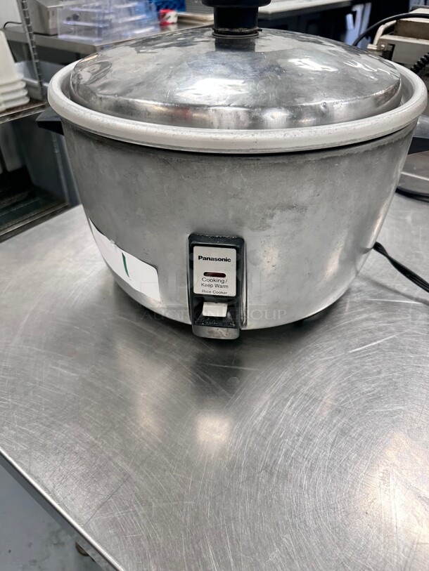 Panasonic SR-42HZP 37 Cup (23 Cup Raw) Rice Cooker / Warmer - 120V Working - Image 3 of 6