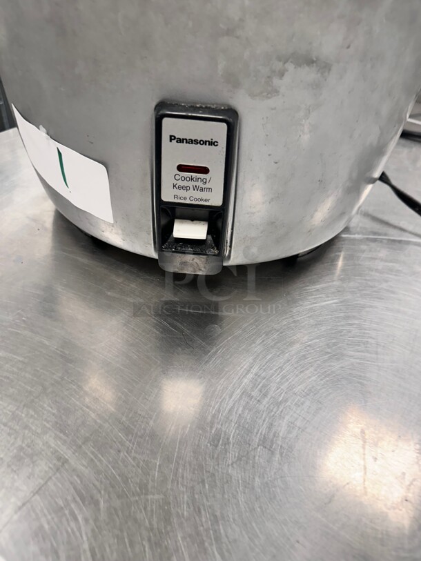 Panasonic SR-42HZP 37 Cup (23 Cup Raw) Rice Cooker / Warmer - 120V Working - Image 6 of 6