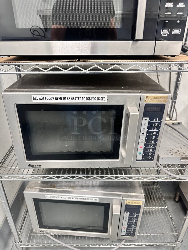 Late Model Amana RCS10TS Stackable Commercial Microwave with Push Button Controls - 120V, 1000W Working - Image 2 of 7