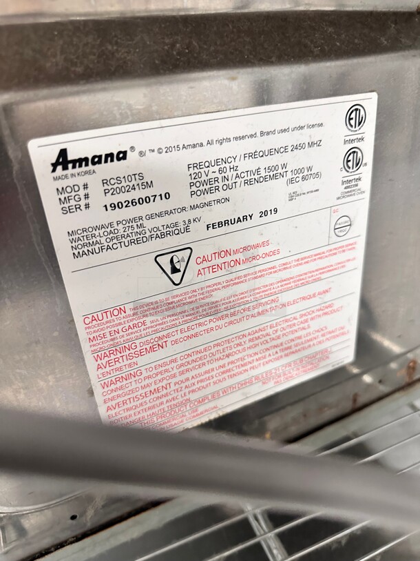 Late Model Amana RCS10TS Stackable Commercial Microwave with Push Button Controls - 120V, 1000W Working - Image 5 of 7