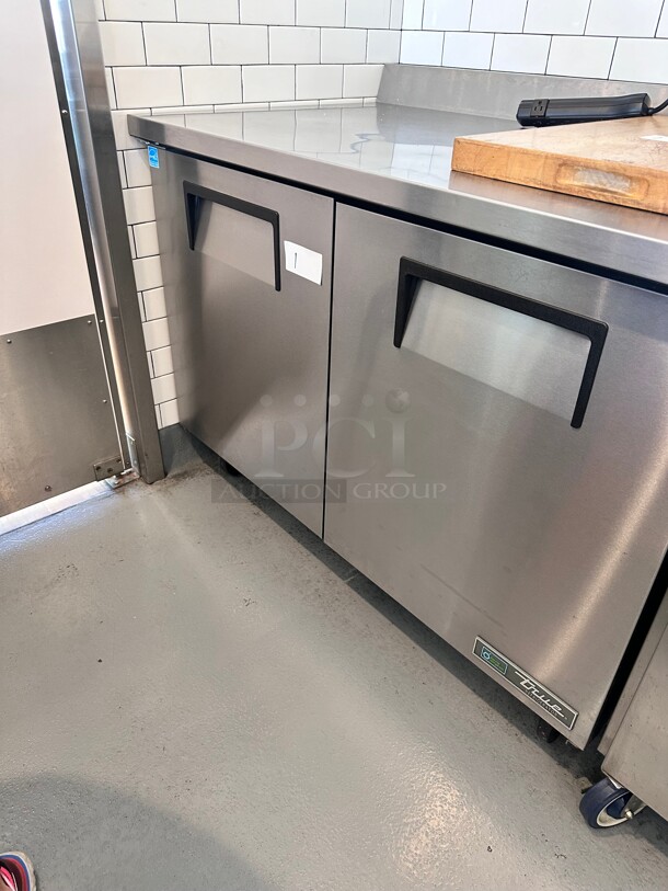 Late Model True TWT-48-HC 48 3/8 Worktop Refrigerator with 3 9/16 Backsplash 115 Volt Working - Image 2 of 8