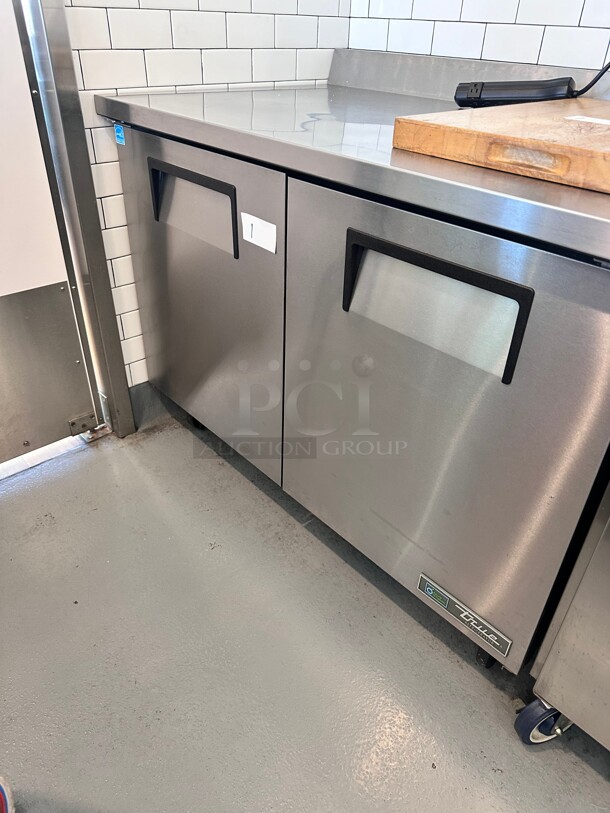 Late Model True TWT-48-HC 48 3/8 Worktop Refrigerator with 3 9/16 Backsplash 115 Volt Working - Image 3 of 8
