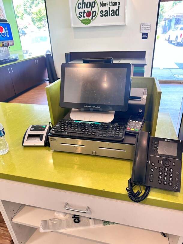Oracle Micros Premier POS Systems for Restaurants, Bars, Cafés With Printers and Cash Register - Image 4 of 8