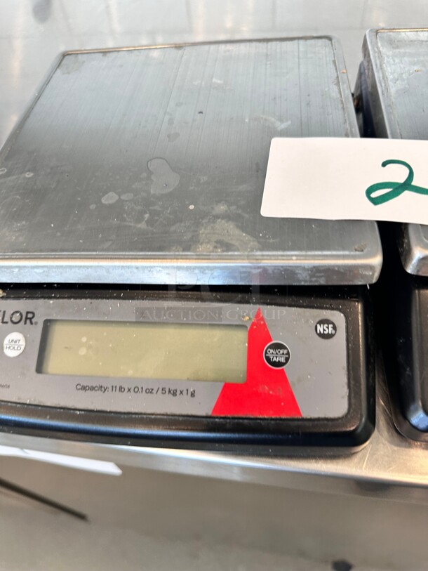 Taylor TE22FT 22 lb. Digital Portion Control Scale - Image 2 of 5