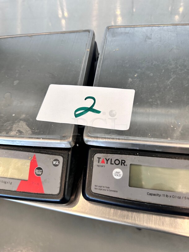 Taylor TE22FT 22 lb. Digital Portion Control Scale - Image 3 of 5