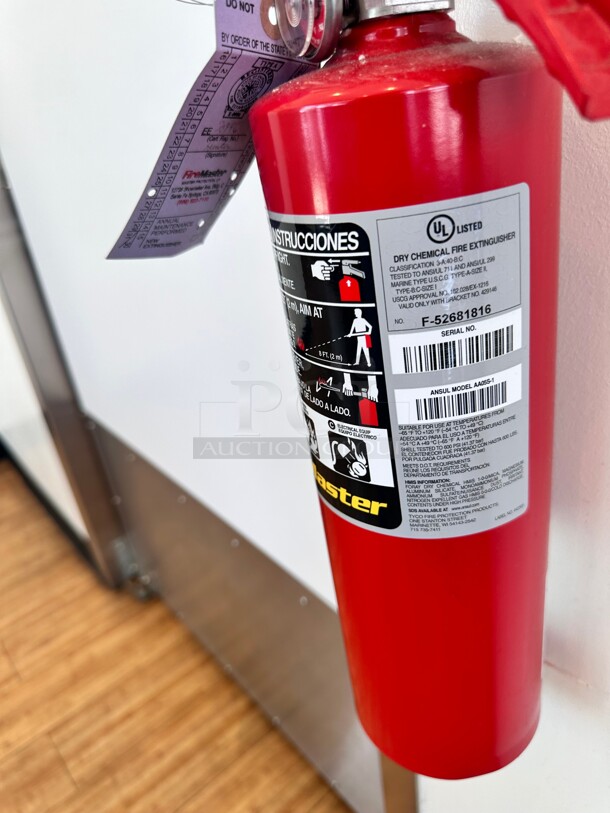 Ansul Sentry 442257 5 lb. FORAY Extinguisher (AA05S) (UL/ULC Rating: 3-A:40-B:C) - Image 2 of 4
