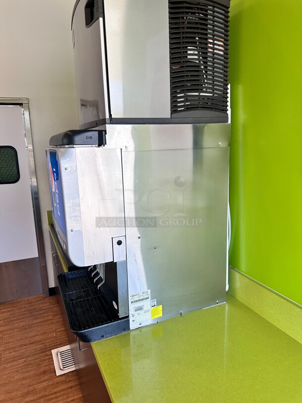 Late Model Manitowoc IDT0420A+D420 Indigo NXT 22 inch 470lb Full Dice Ice Machine Head Only - Image 7 of 7