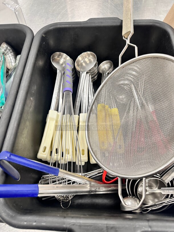 One Lot Of Kitchen Utensils  - Image 3 of 4