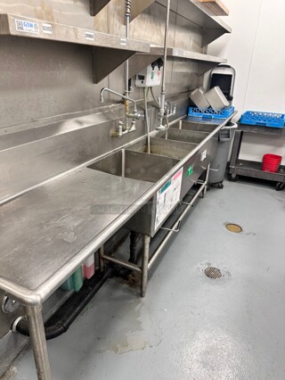 Regency 142 inch 14 Gauge Stainless Steel Three Compartment Commercial Sink with 2 Drainboards - 24 x 24 x 14 Bowls