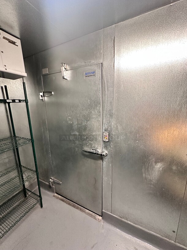 Late Model RITEMP Refrigeration Combo
Walk-In Cooler - 11ft X 6ft X 7.7ft 
and
Walk-In Freezer - 5ft X 6ft X 7.7ft
Buyer Must Remove - Image 8 of 10
