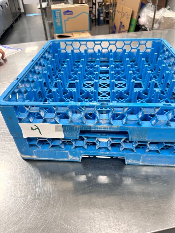 Carlisle RP14 Full Size All Purpose Peg Rack - Image 1 of 8