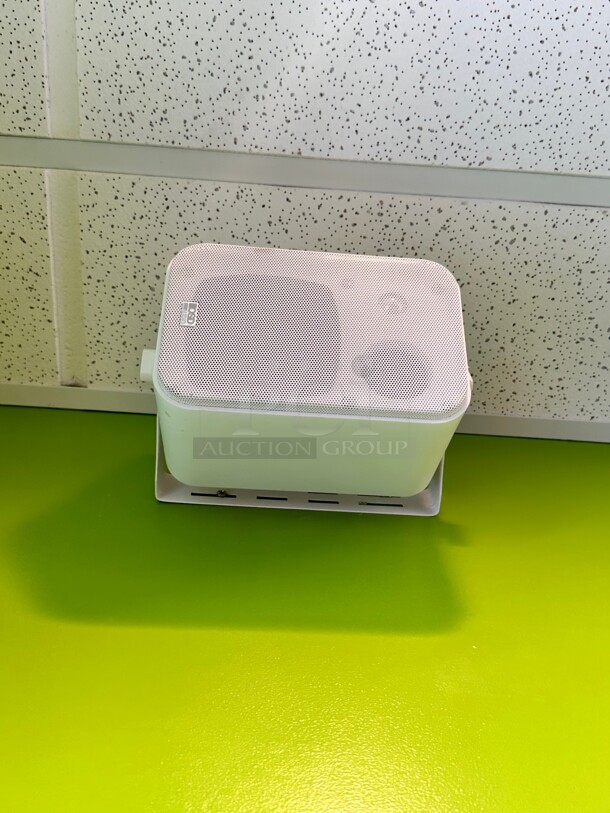 OSD Audio 6-1/2 inch outdoor powered speakers with built-in Bluetooth® (White) Buyer Must Remove - Image 5 of 7