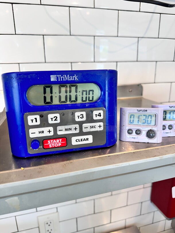Taylor 5839NTM78 TriMark Digital 4 Channel Timer, Blue, 6.25 x 4 x 4.5 - Image 3 of 4