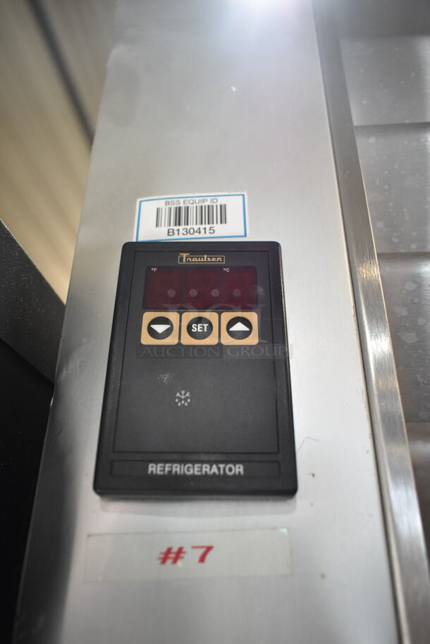Traulsen G10000 Stainless Steel Commercial 2 Half Size Door Reach In Cooler on Commercial Casters. 115 Volts, 1 Phase. Tested and Working! - Image 4 of 6