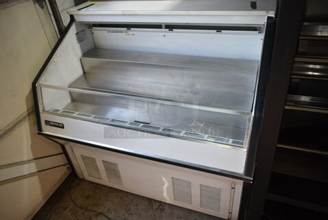 Master-Bilt MPM-48 Metal Commercial Grab N Go Open Merchandiser. 115/208-230 Volts, 1 Phase. 