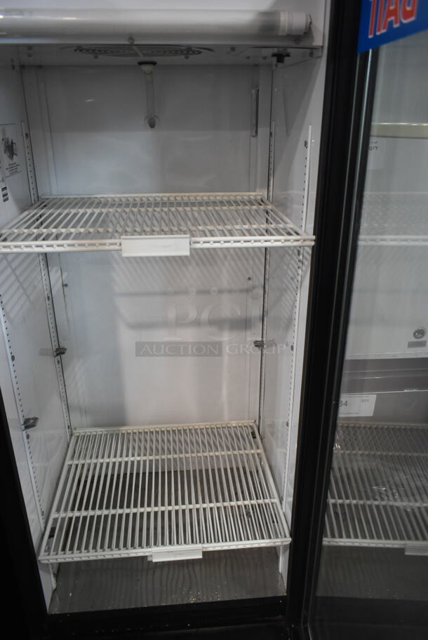 True GDM-12 Metal Commercial Single Door Reach In Cooler Merchandiser w/ Poly Coated Racks. Tested and Powers On But Does Not Get Cold - Image 2 of 3