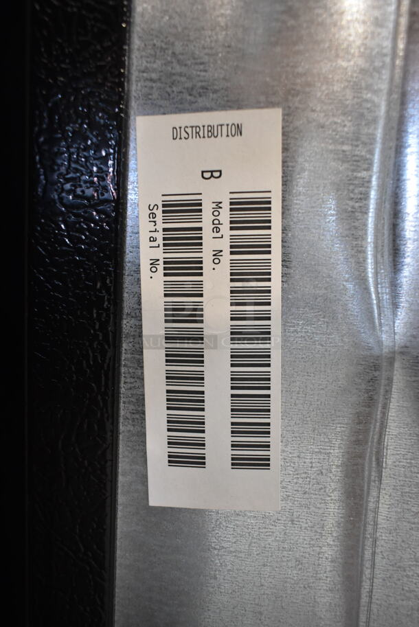 Frigidaire FFTR2126LBE Metal Cooler Freezer Combo Unit. 115 Volts, 1 Phase. Tested and Powers On But Does Not Get Cold - Image 4 of 5