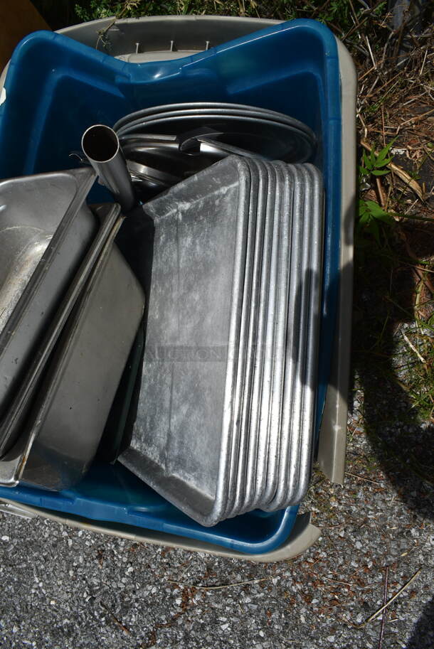 ALL ONE MONEY! Lot of Poly Bins and Metal Baking Pans.  - Image 2 of 4