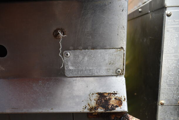 Stainless Steel Commercial Gas Powered Flat Top Griddle w/ Under Shelf and Back Splash.  - Image 6 of 6