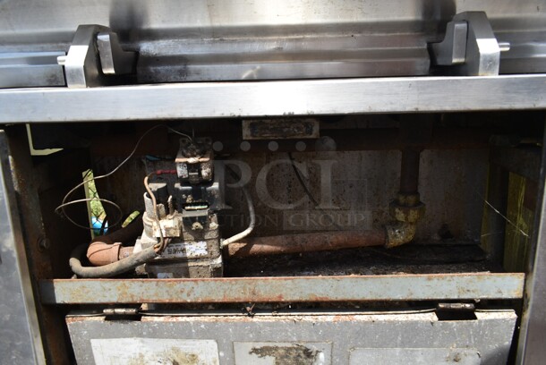 Vulcan Stainless Steel Commercial Floor Style Natural Gas Powered Braising Pan. 90,000 BTU.  - Image 3 of 6