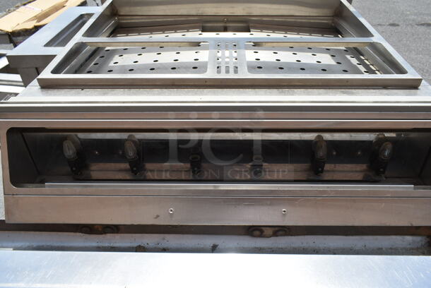 Roundup DCH-220CT Stainless Steel Commercial Countertop Heated Station. 120 Volts, 1 Phase. Tested and Working! - Image 2 of 5