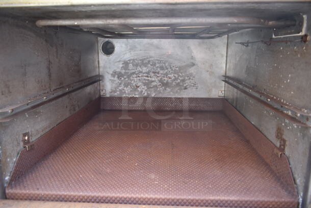 Stainless Steel Commercial Electric Powered Flat Top Griddle w/ Oven. 250 Volts, 3 Phase.  - Image 4 of 4