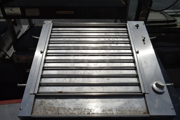 Roundup HDC-30 Stainless Steel Commercial Countertop Hot Dog Corral. 120 Volts, 1 Phase. Cannot Test - Image 2 of 4