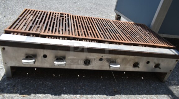 Stainless Steel Commercial Countertop Natural Gas Powered Charbroiler Grill. 