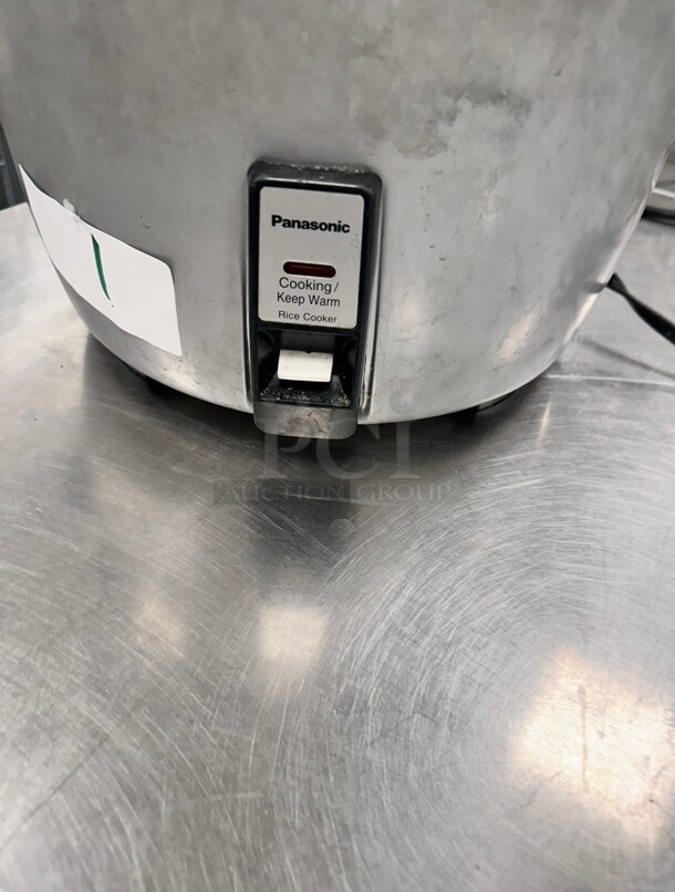 Panasonic SR-42HZP 37 Cup (23 Cup Raw) Rice Cooker / Warmer - 120V Working - Image 4 of 6
