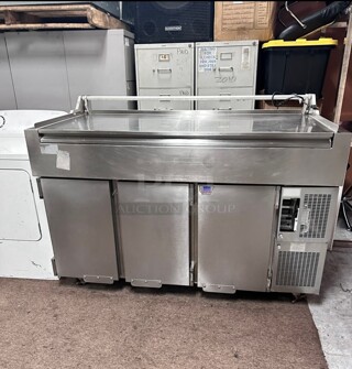 Randell Pizza Table
64 inch X 32 Inch
