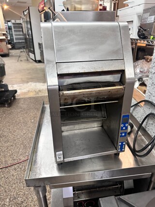 Antunes Chick-fil-A RT-2 Commercial Toaster 220 Volt 1 Phase Working