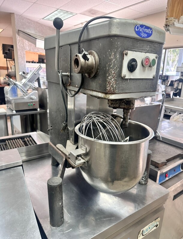 Globe GCM20H 20 qt Planetary Mixer - Bench Model, 1 hp, 115v Sold As Is - Image 5 of 10