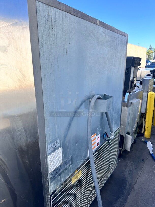 Electrolux Commercial 727742 49 inch Floor Model Blast Chiller - (10) Pan Capacity, 208v/3ph Working - Image 7 of 7